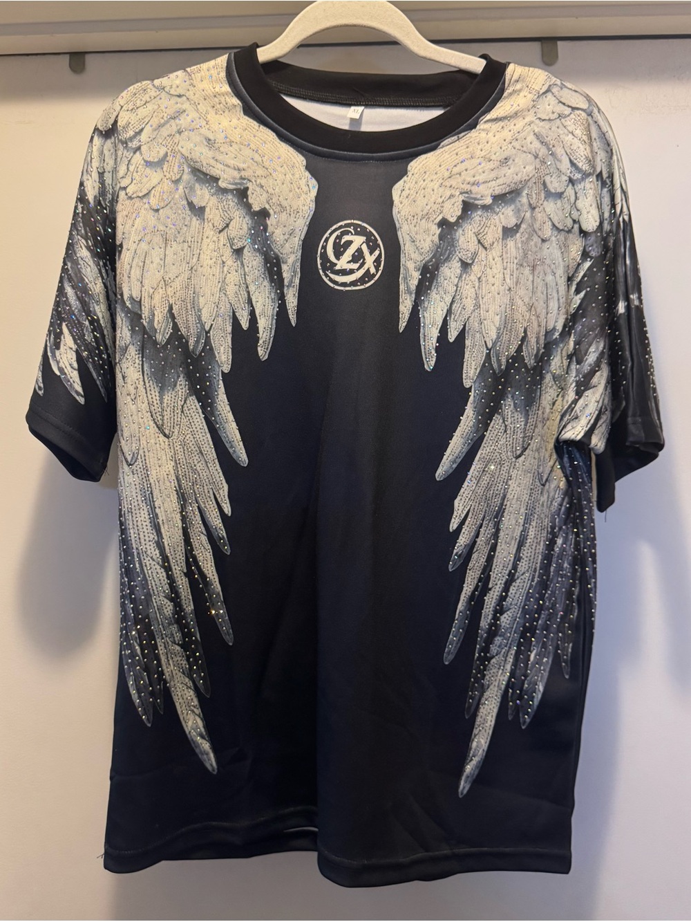 Men’s Black Graphic Tee with Sparkling Angel Wing Print NWOT Size L